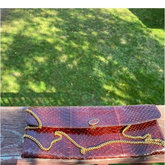 BROWN & Wine Snake Skin Clutch w/10.5” Gold Link Chain - Picture 5 of 6
